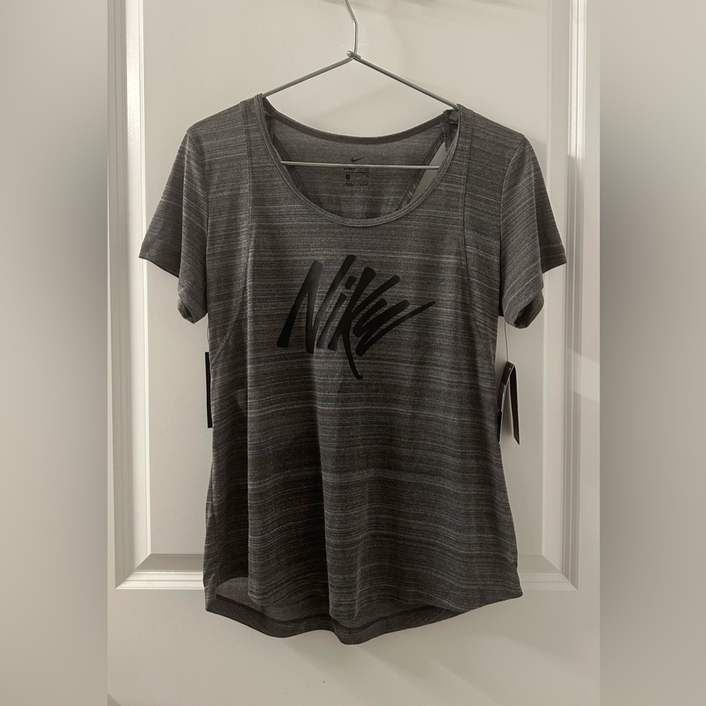 Nike Women’s Yoga Tee | Grey | M